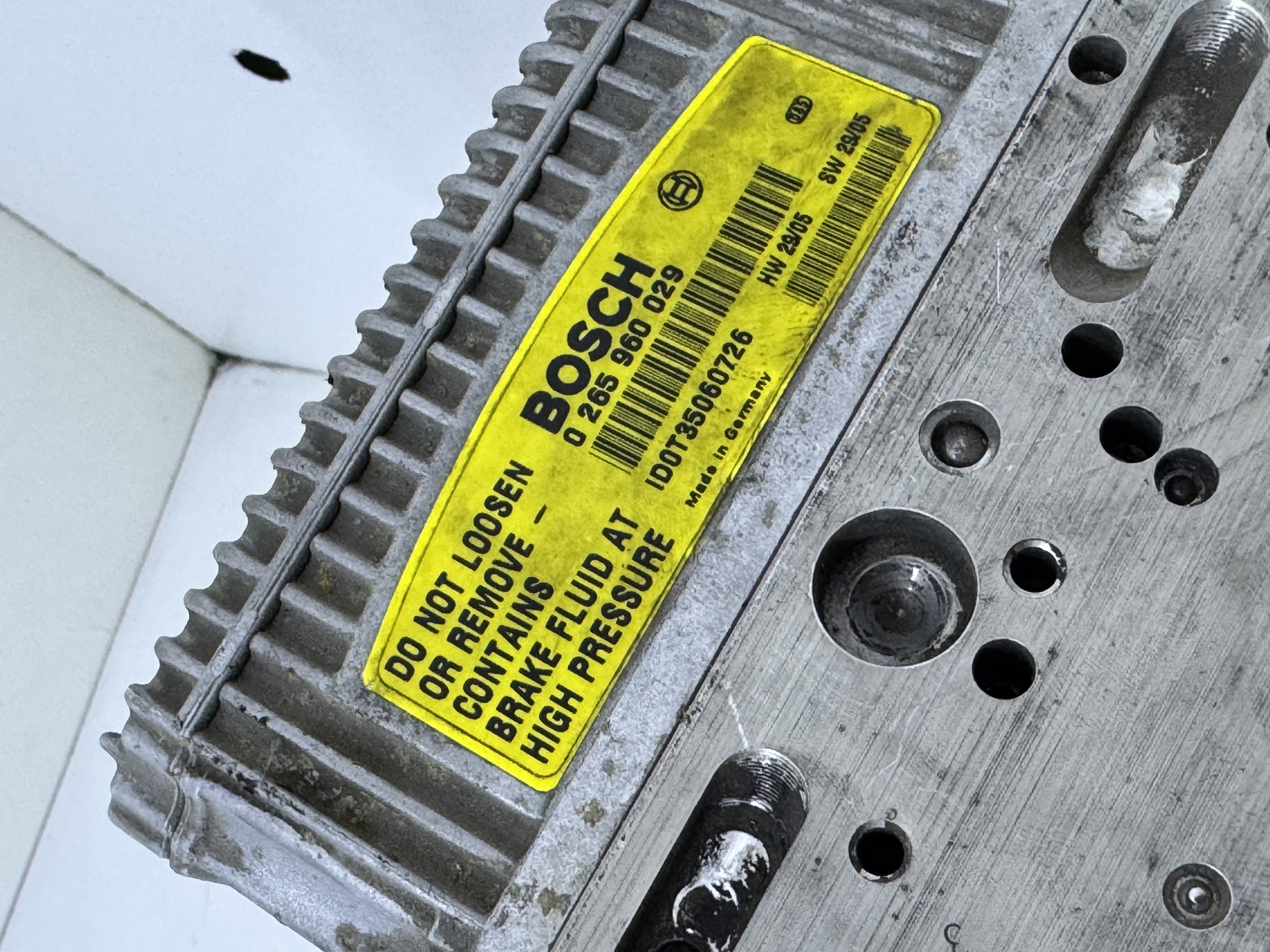 A0054318112 ABS / SBC Beyni gerçek ürün fotoğrafı