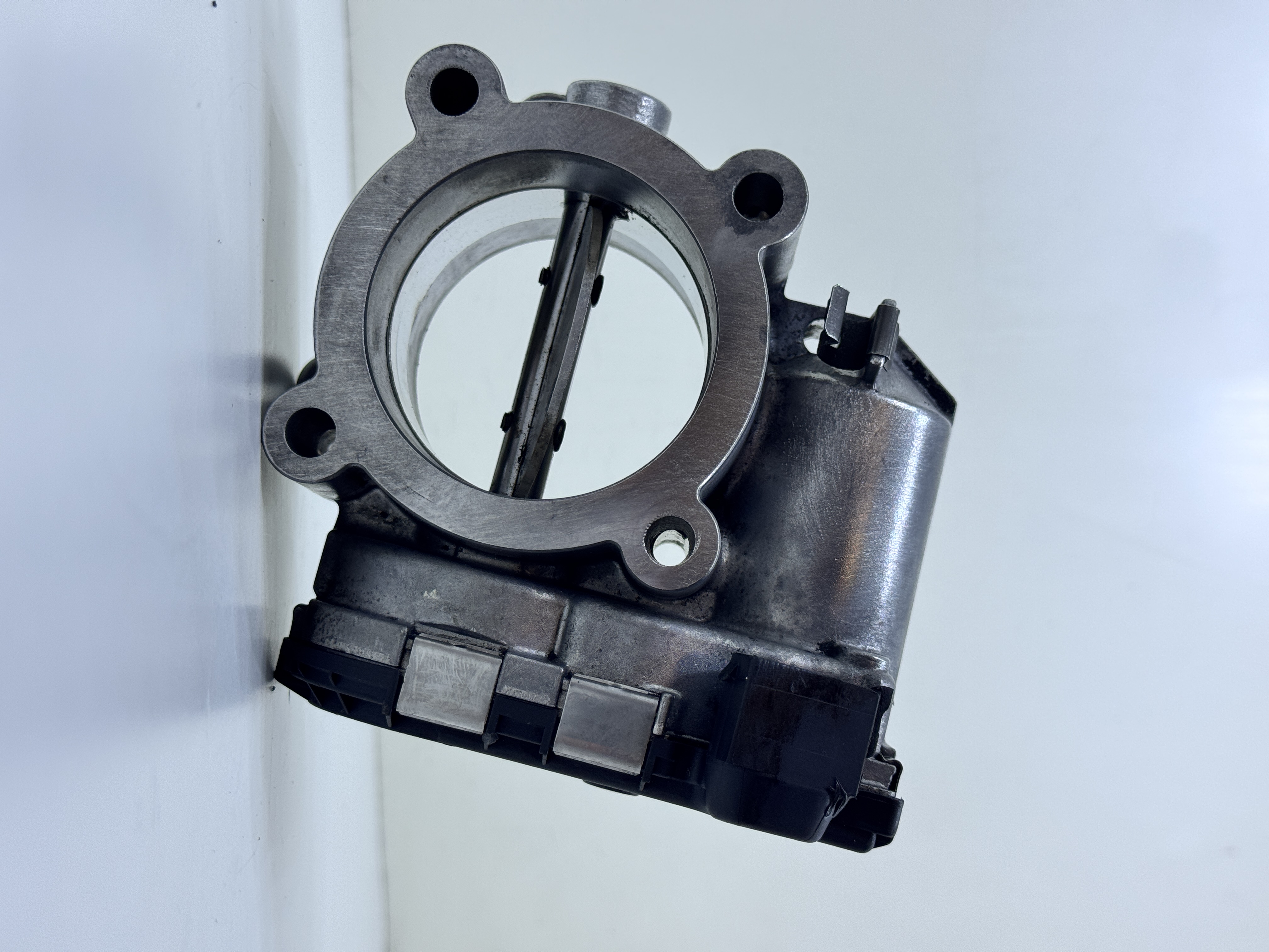 A6420900270 Gaz Kelebeği gerçek ürün fotoğrafı
