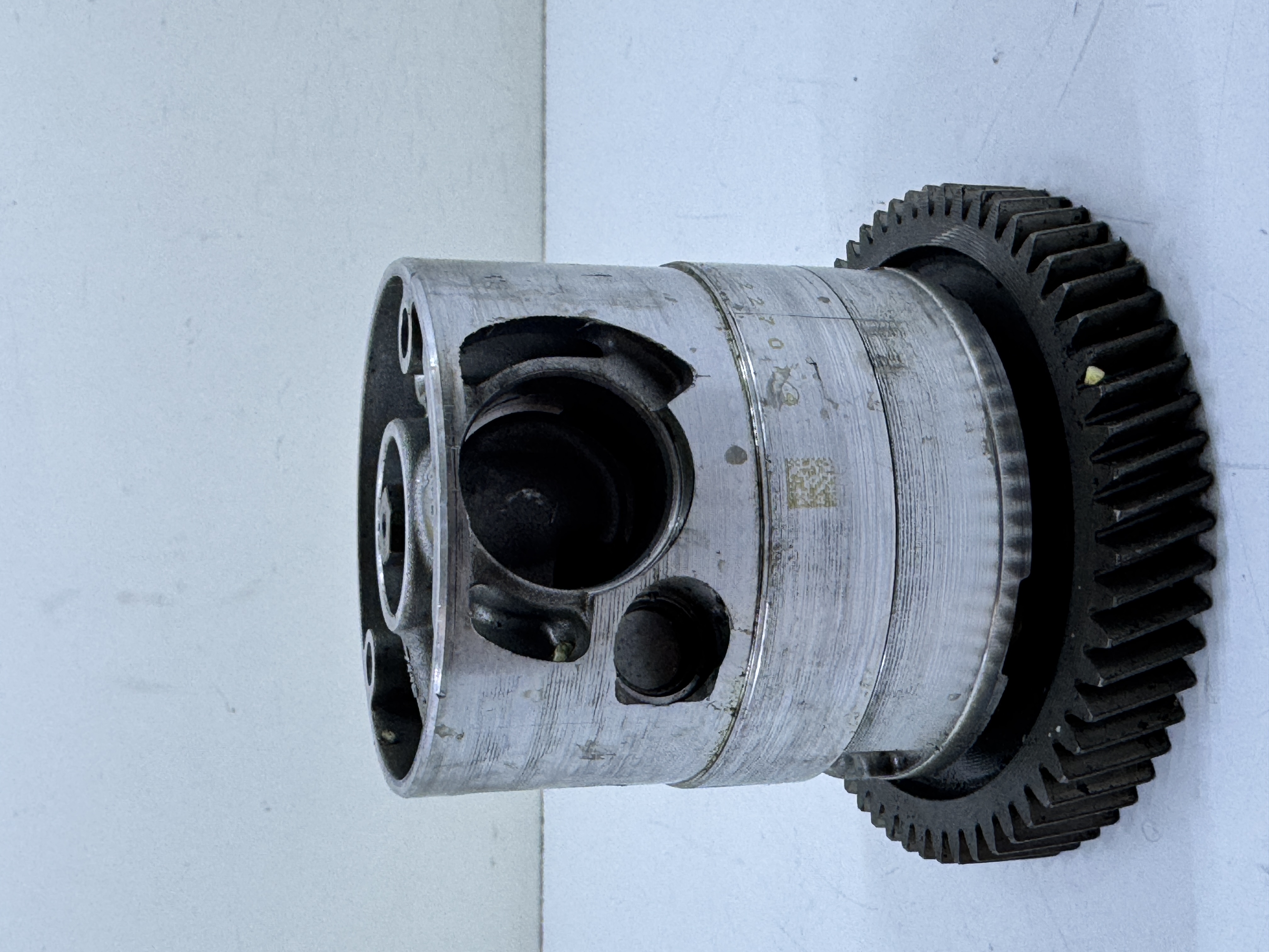 R6511811401 Yağ Pompası gerçek ürün fotoğrafı